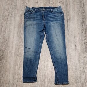 LOFT Blue Skinny Jeans with Medium Wash and Ankle Length